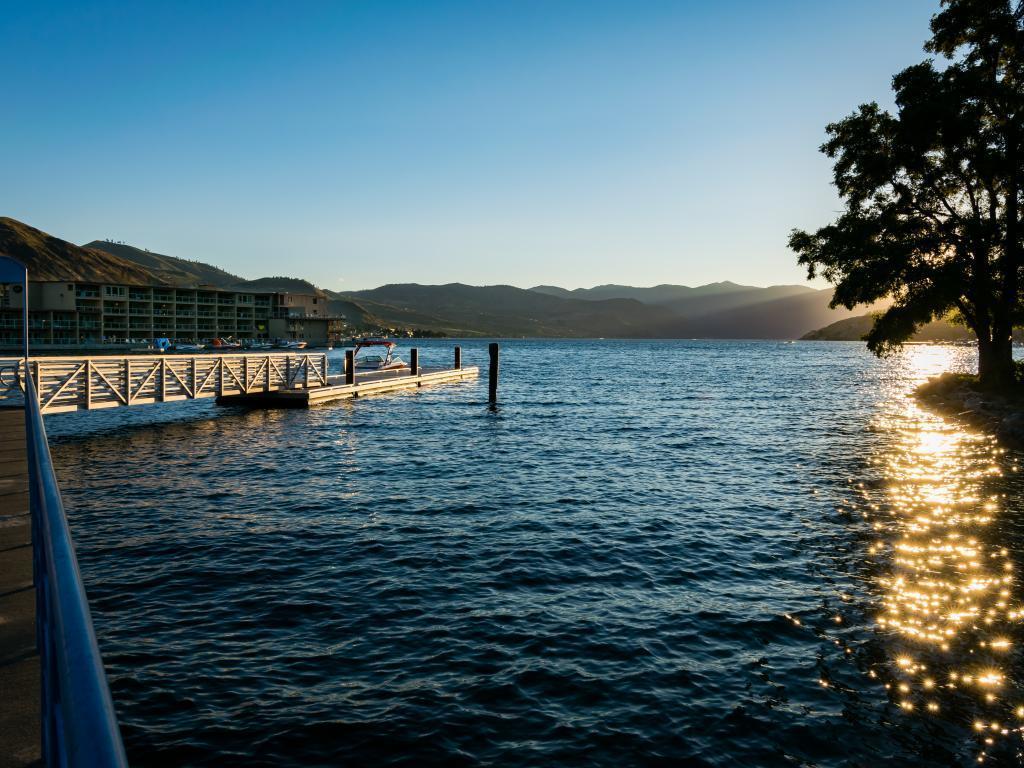 Chelan Resort Suites: Lakeside Wonder Extérieur photo